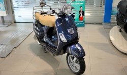xe-may-piagio-Vespa-LXV